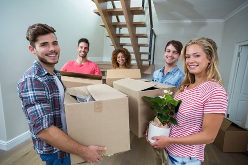 Moving van service in West Kensington for local home removals