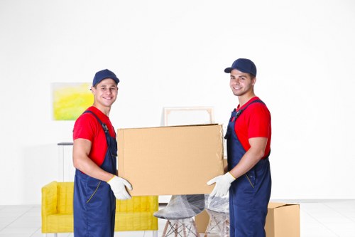 Checklist and planning for a smooth West Kensington moving day